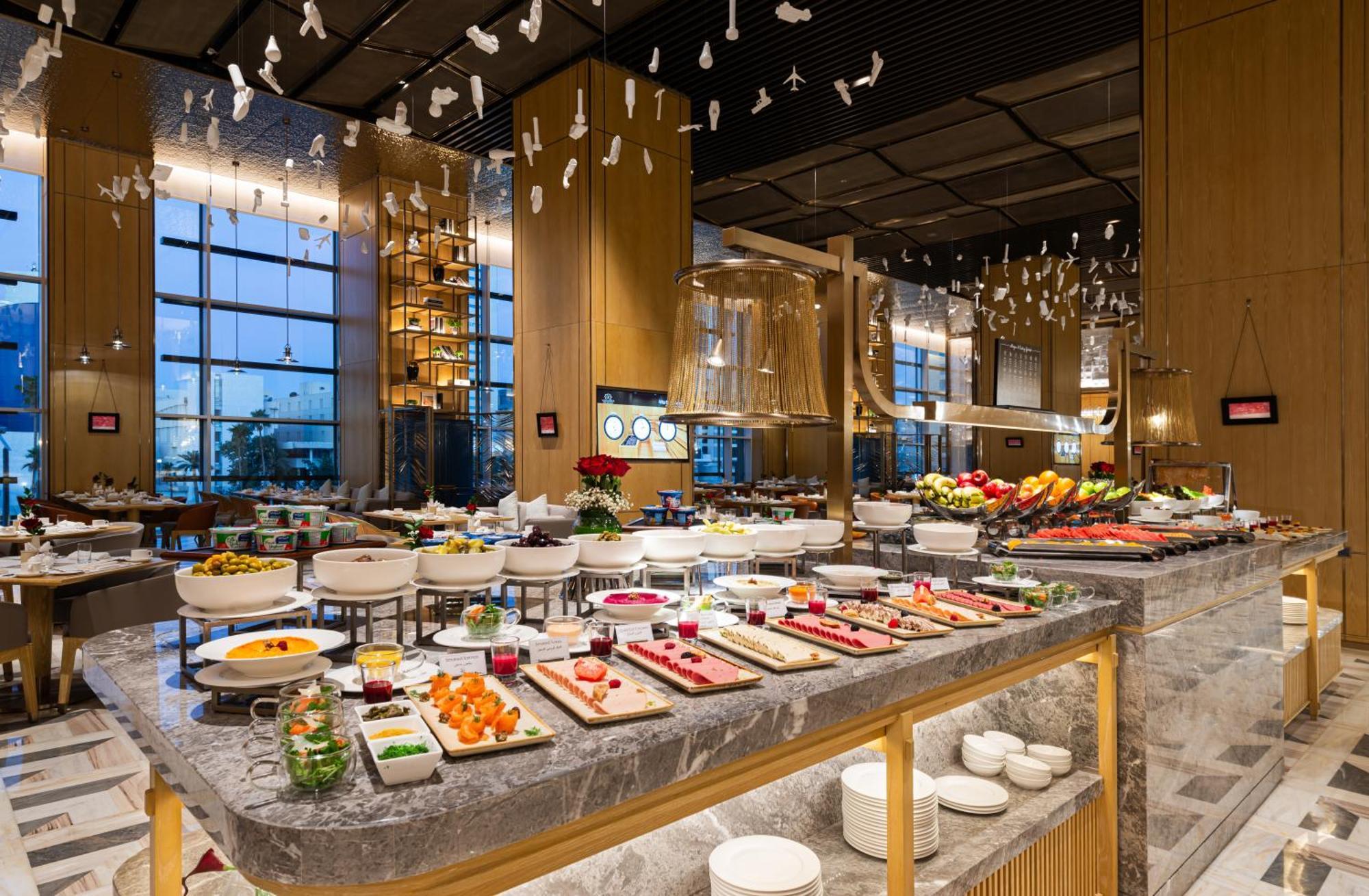 ריאד Narcissus The Royal Hotel מראה חיצוני תמונה The buffet at the hotel