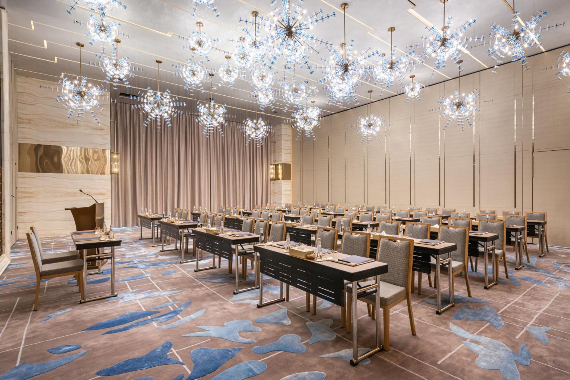 ריאד Narcissus The Royal Hotel מראה חיצוני תמונה The Westin Convention Center